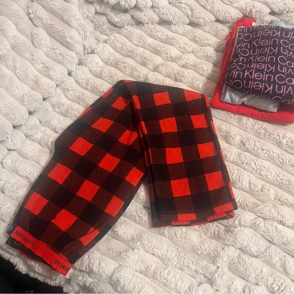 Calvin Klein Boy’s Pajama Sets - Gray and Red Plaid 12/14